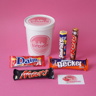 Chocolate gifts online, Double Decker chocolate gifts, send Nestle Rolos, Daim bar chocolate presents, Mars Bar gifts UK